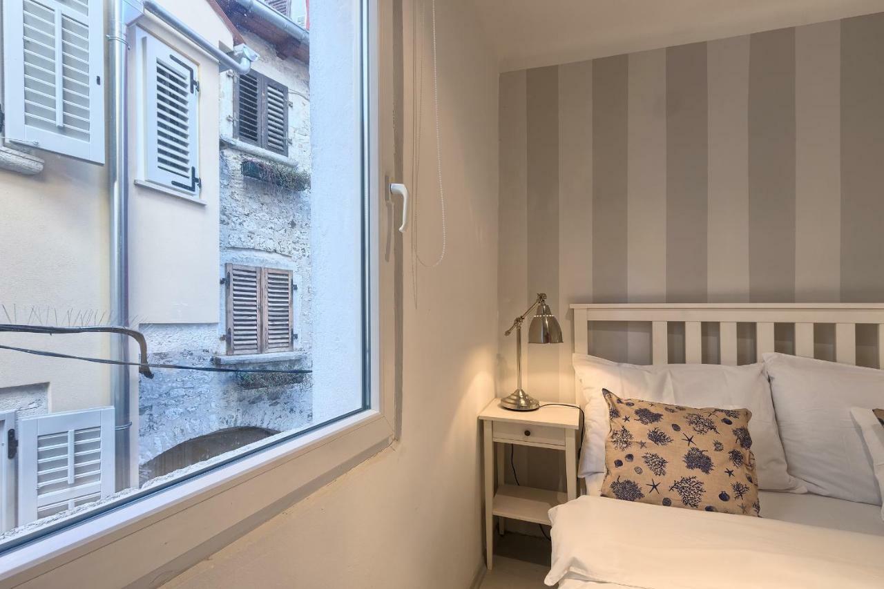 Davor Holiday Apartments ロヴィニ エクステリア 写真